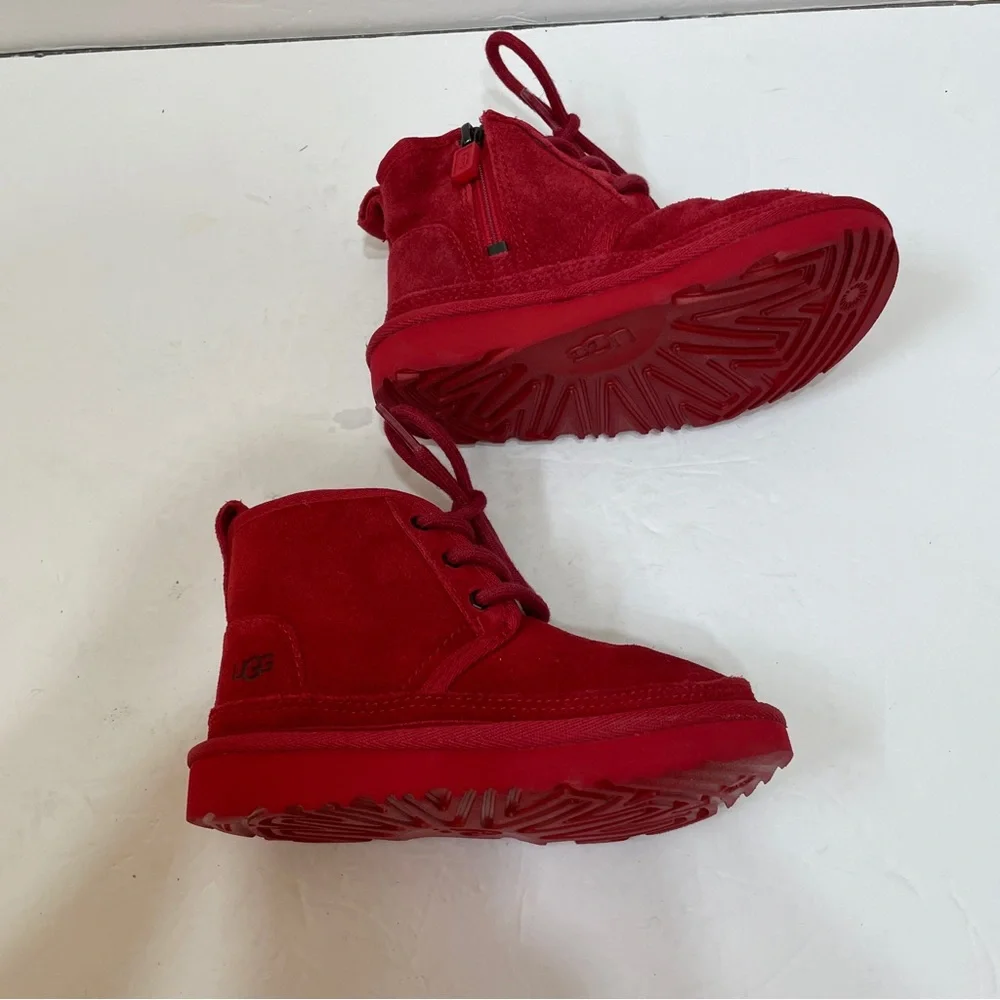UGG‎ NEUMEL II WATER RESISTANT CHUKKA BOOTS IN RED SUEDE